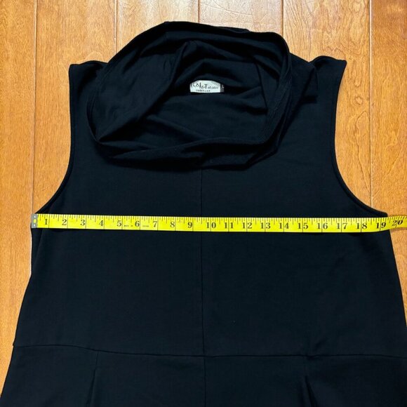 Chalet et ceci Dress Black Midi L Cowl Neck Sleeveless Pockets Lagom Minimalist - Picture 7 of 8
